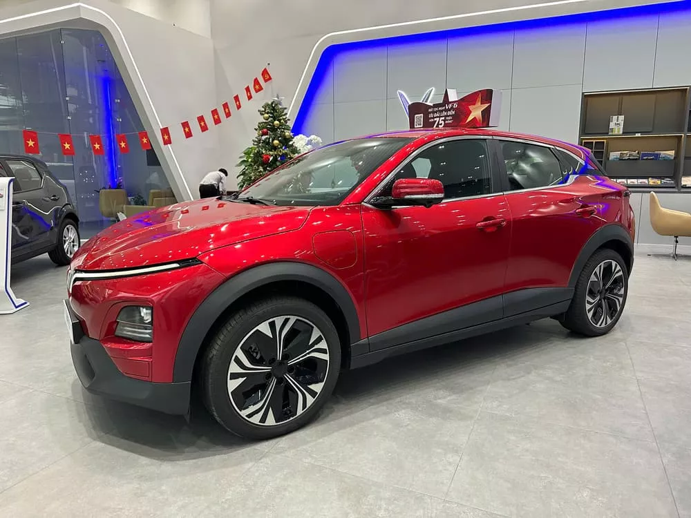 Xe Vinfast VF6 - Thân Xe
